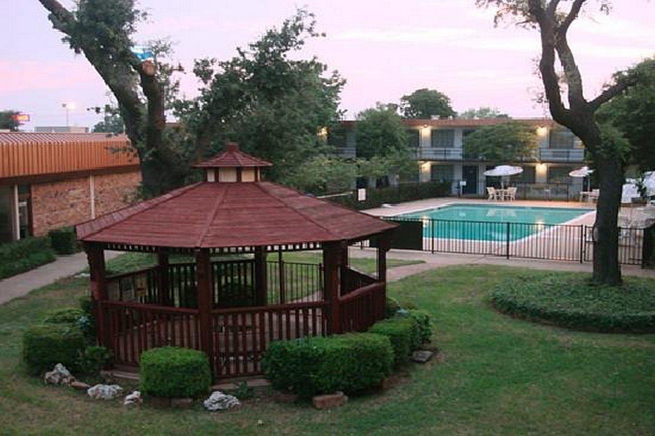 Americas Best Value Inn Fort Worth/Hurst Richland Hills Dış mekan fotoğraf