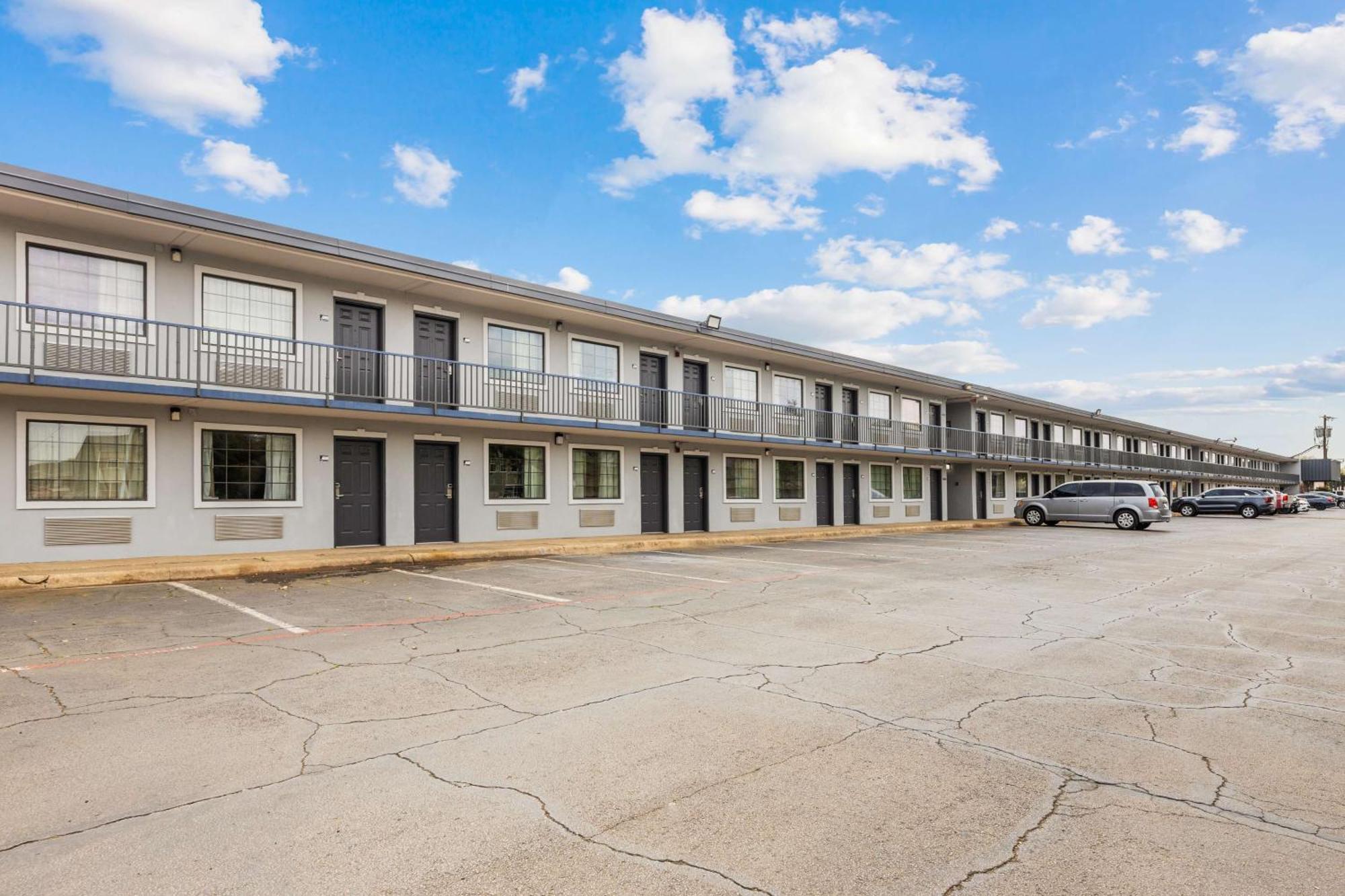 Americas Best Value Inn Fort Worth/Hurst Richland Hills Dış mekan fotoğraf
